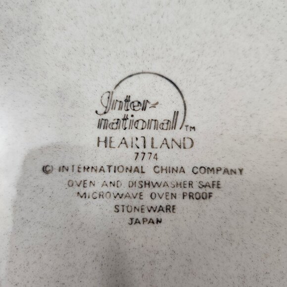 International Heartland 12" Serving PLATE Platter 7774 FARMHOUSE Retired Japan - Picture 3 of 4